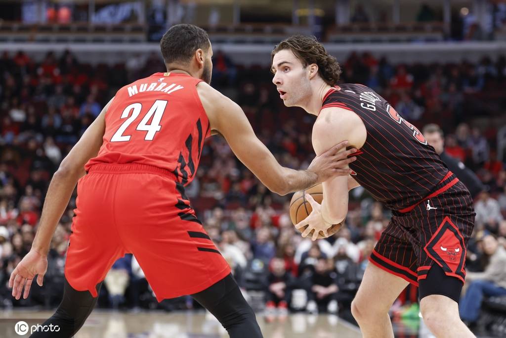 杨瀚森未登场格兰特27分 开拓者送公牛11连败